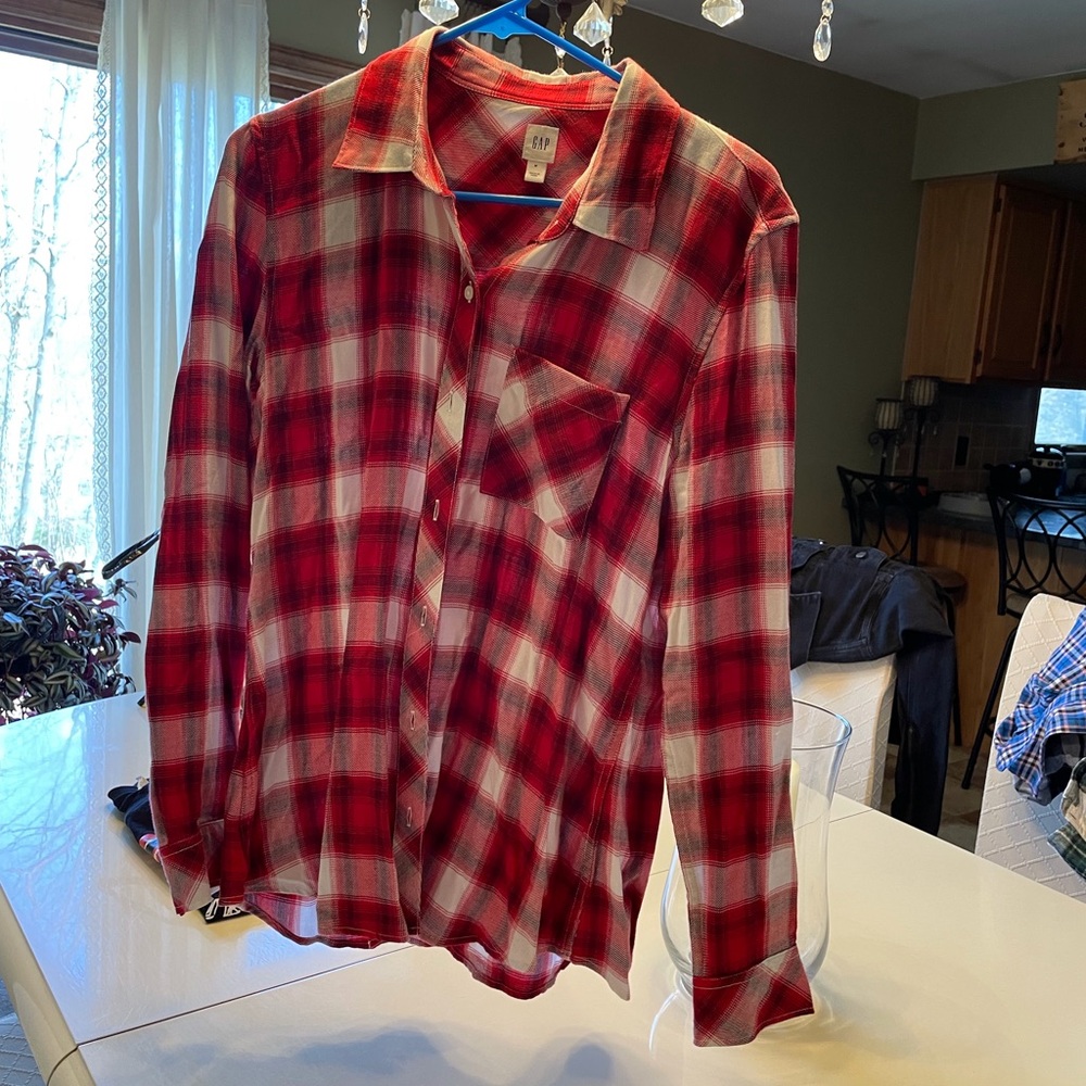 🩷🤎🖤Gently worn Woman gap flannel